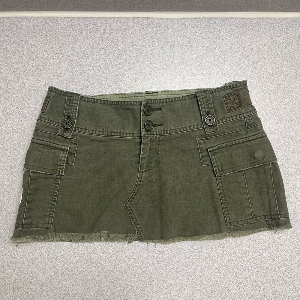Vintage Y2K Abercrombie & Fitch 2000s Army Green Cargo Mini Skirt
